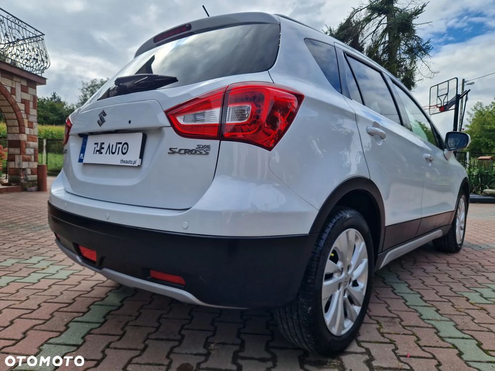 Suzuki SX4 S-Cross 1.4 T Premium - 8