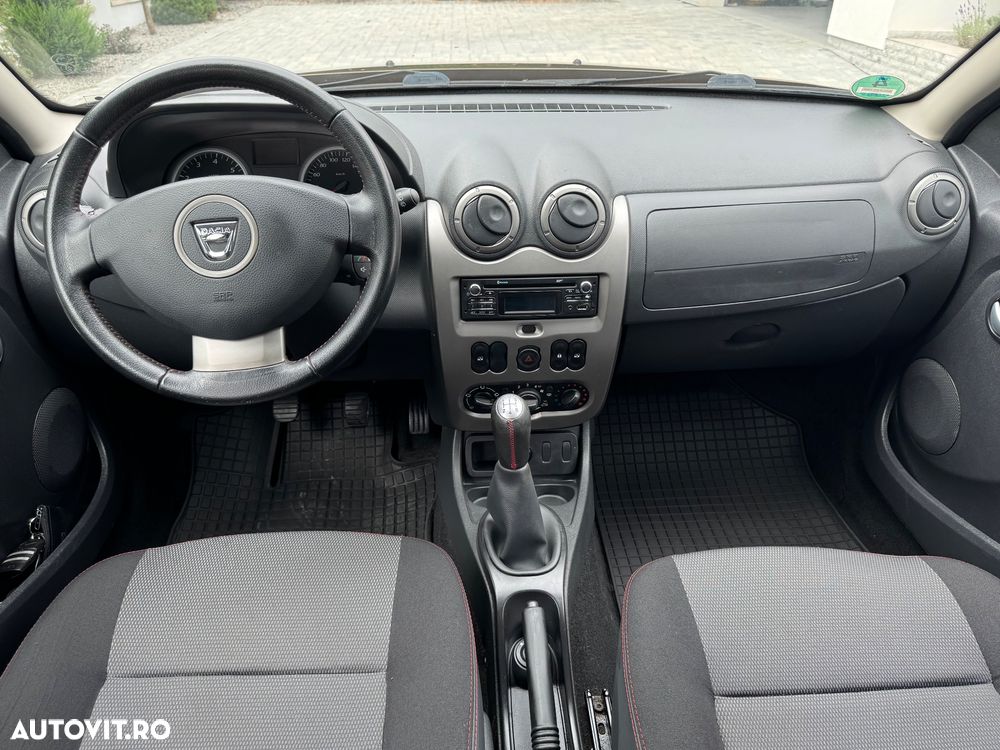 Dacia Duster 1.6 4x2 Laureate - 8
