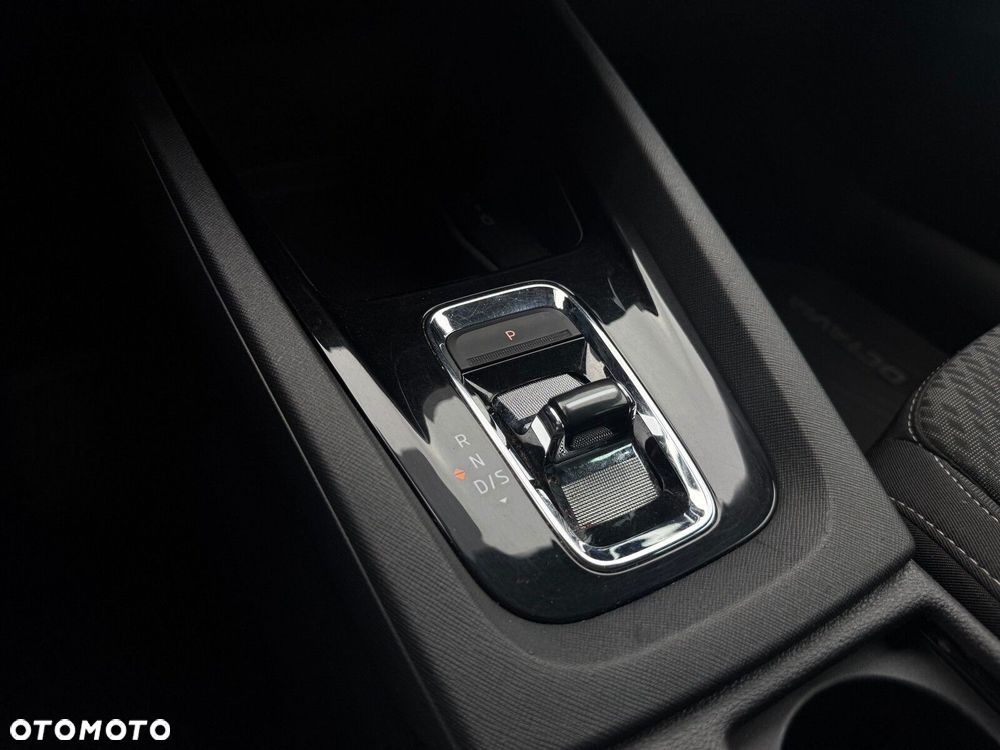 Skoda Octavia - 25
