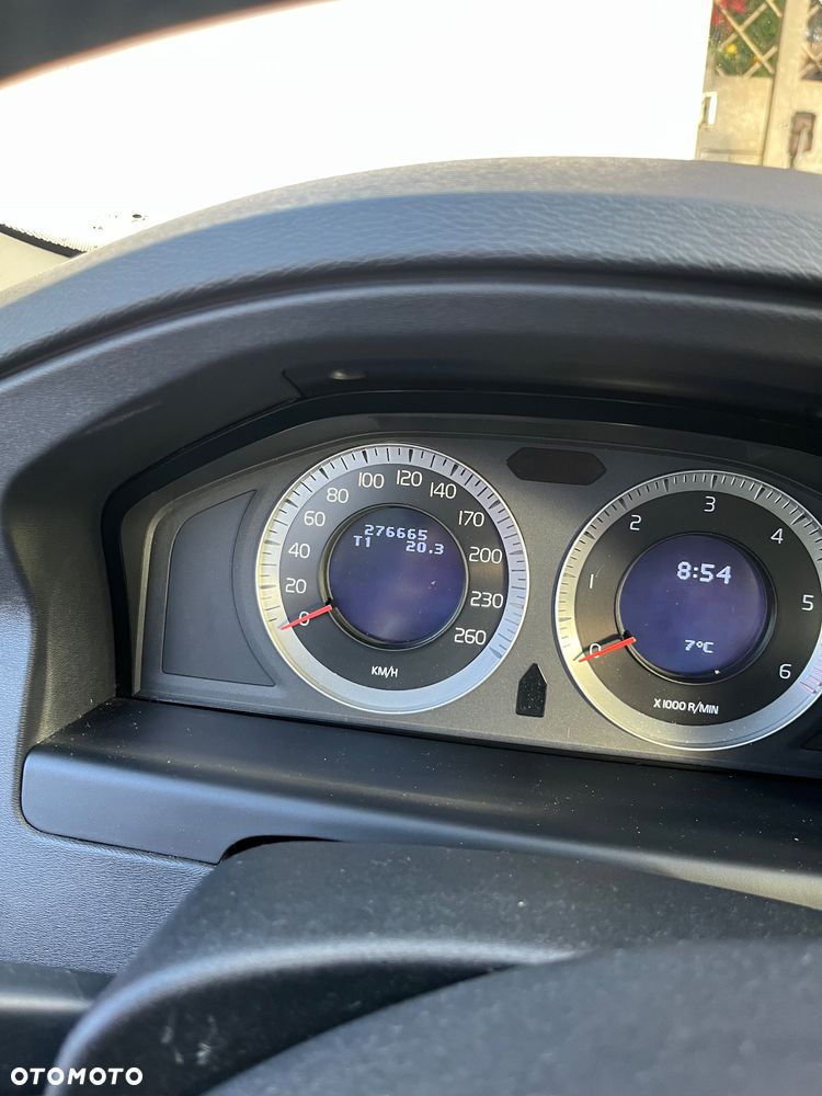 Volvo V70 2.0D Summum - 21