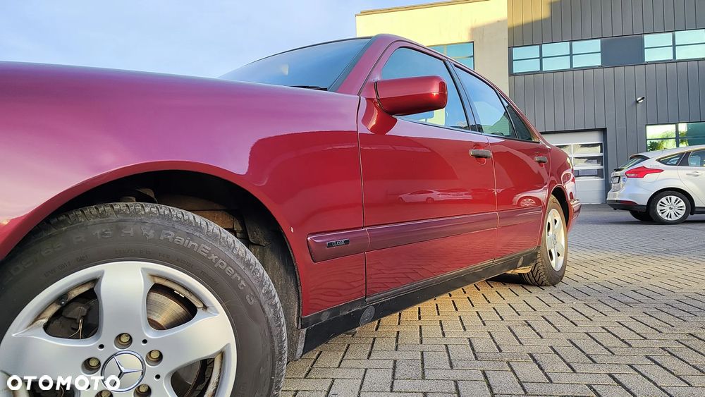 Mercedes-Benz Klasa E 200 CDI Elegance - 2