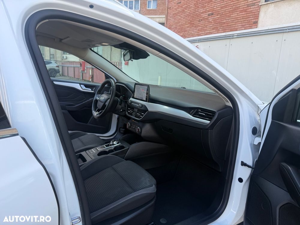 Ford Focus 1.5 EcoBlue Start-Stopp-System Aut. TITANIUM - 18