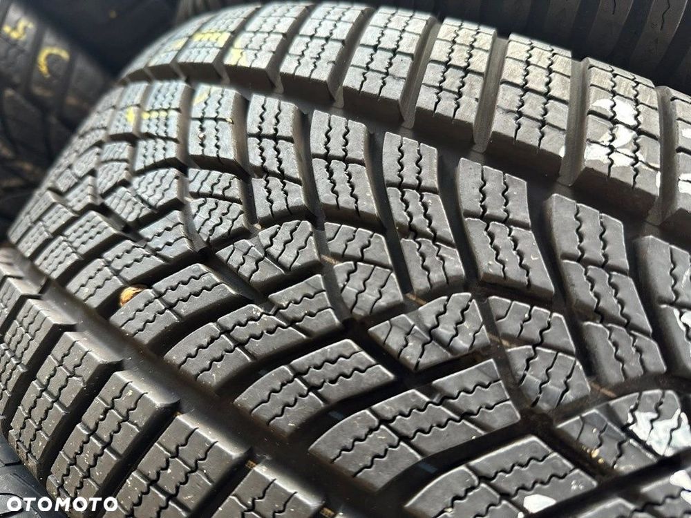 225/50r17 Goodyear UltraGrip_7,5mm_2szt_(383) - 3