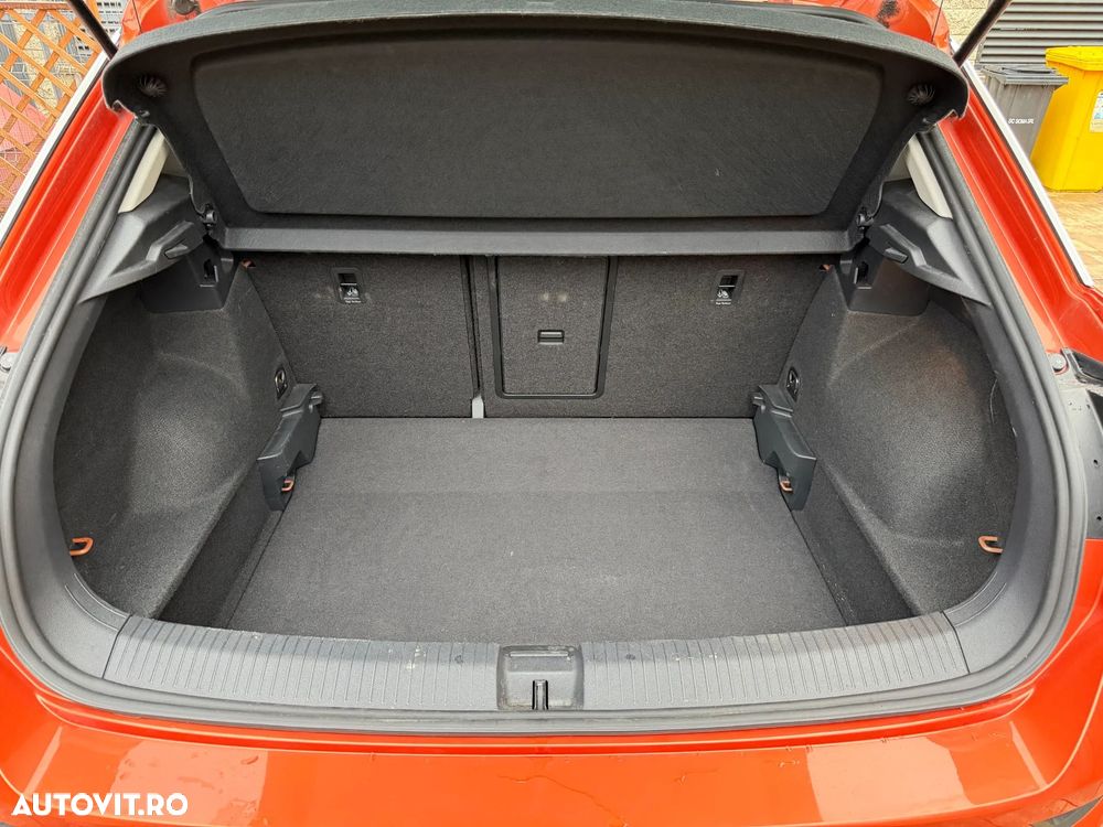 Volkswagen T-Roc 1.0 TSI Design - 9