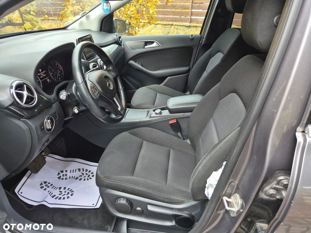 Mercedes-Benz Klasa B 180 d 7G-DCT Edition - 7