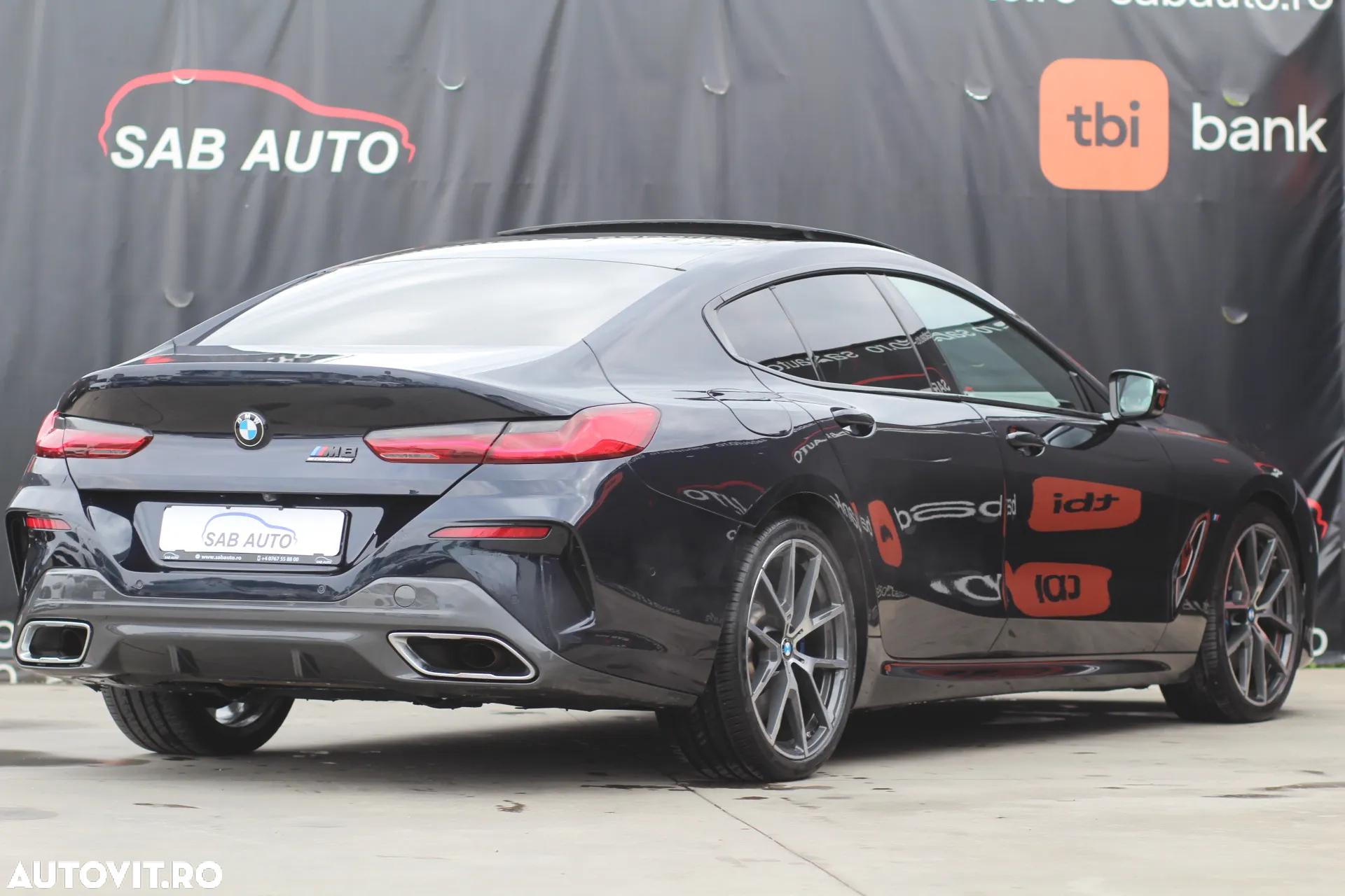 BMW Seria 8 840i Gran Coupe - 32