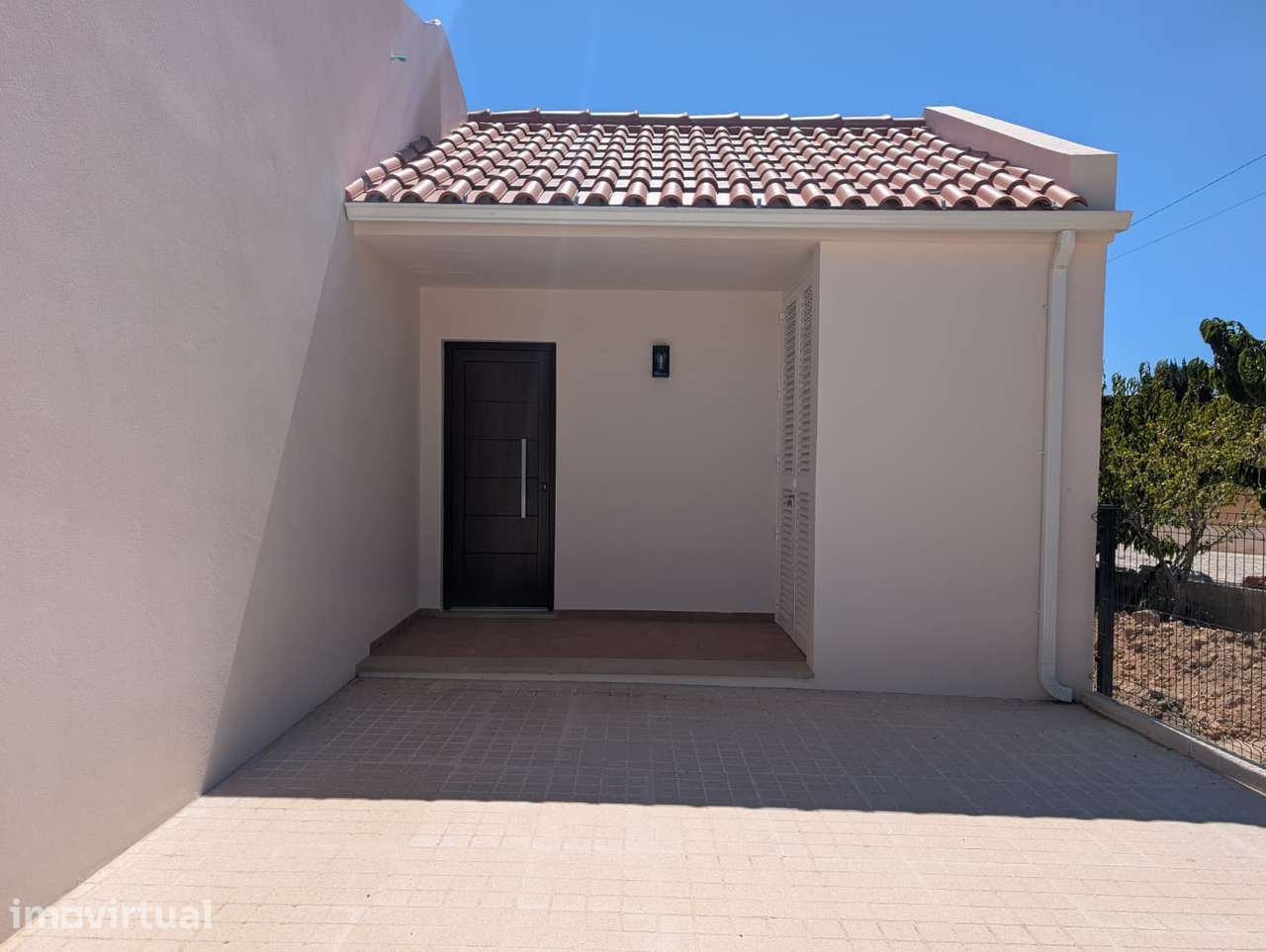 Moradia Geminada T1 Totalmente Renovada | Campelos – Torres Vedras - Grande imagem: 4/17