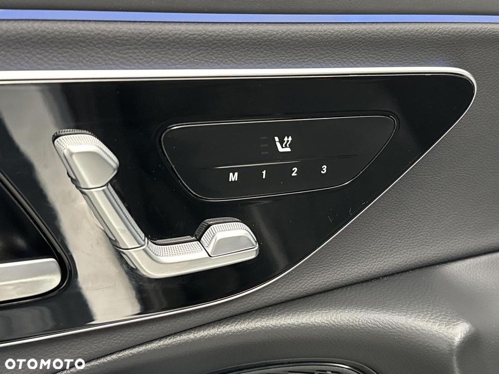 Mercedes-Benz Klasa E 200 9G-TRONIC Edition AMG Line - 12