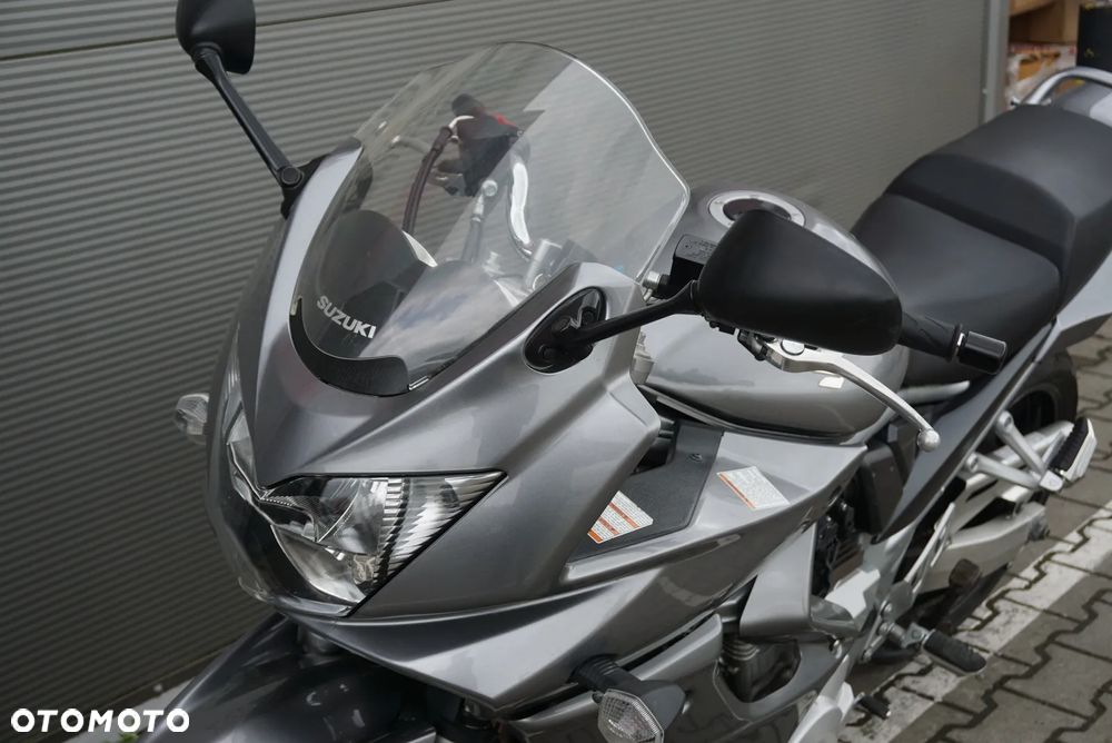 Suzuki Bandit - 22
