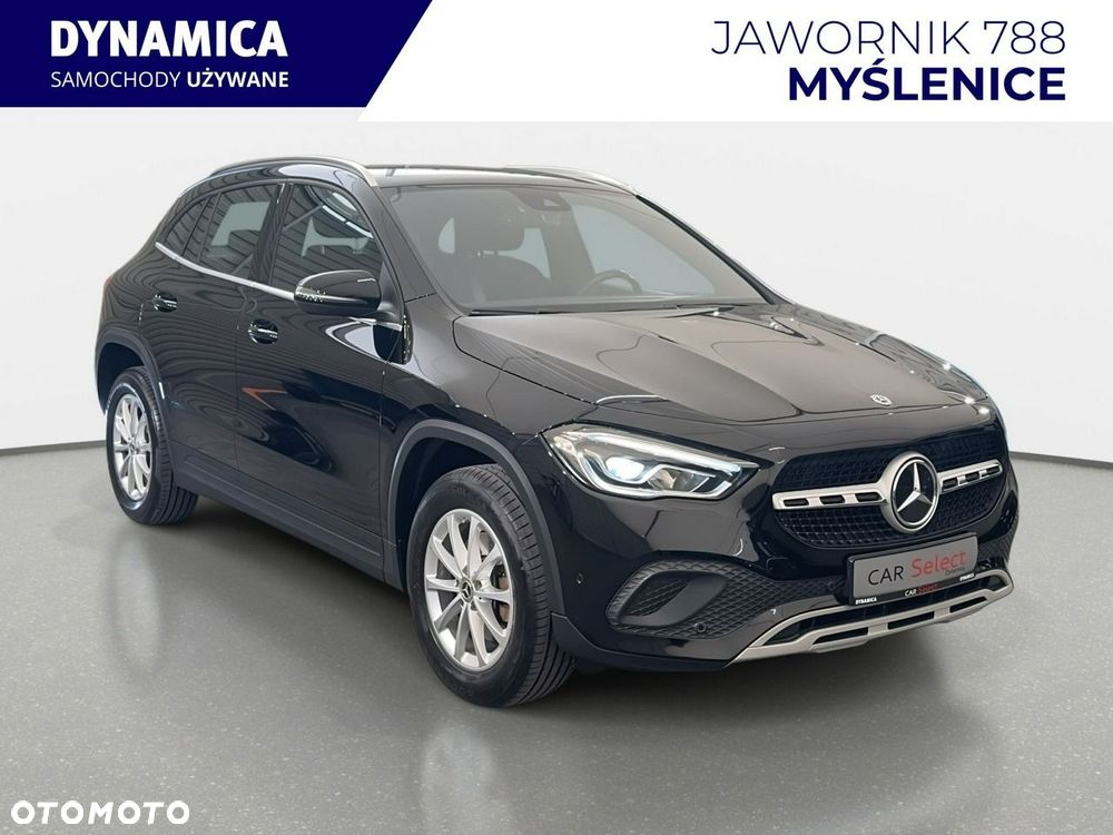 Mercedes-Benz GLA - 2