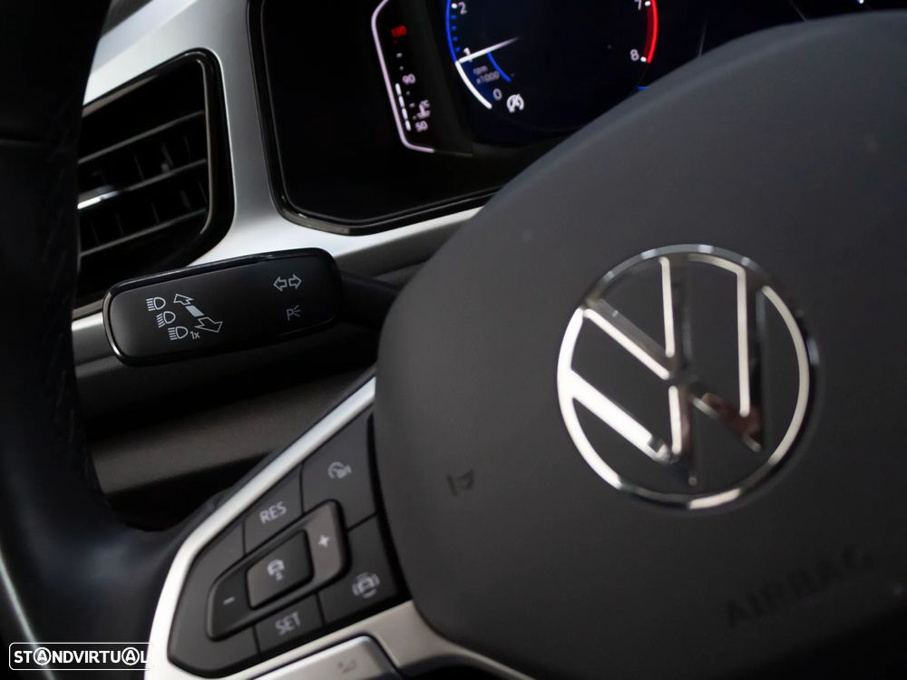 VW T-Roc 1.0 TSI Urban - 21