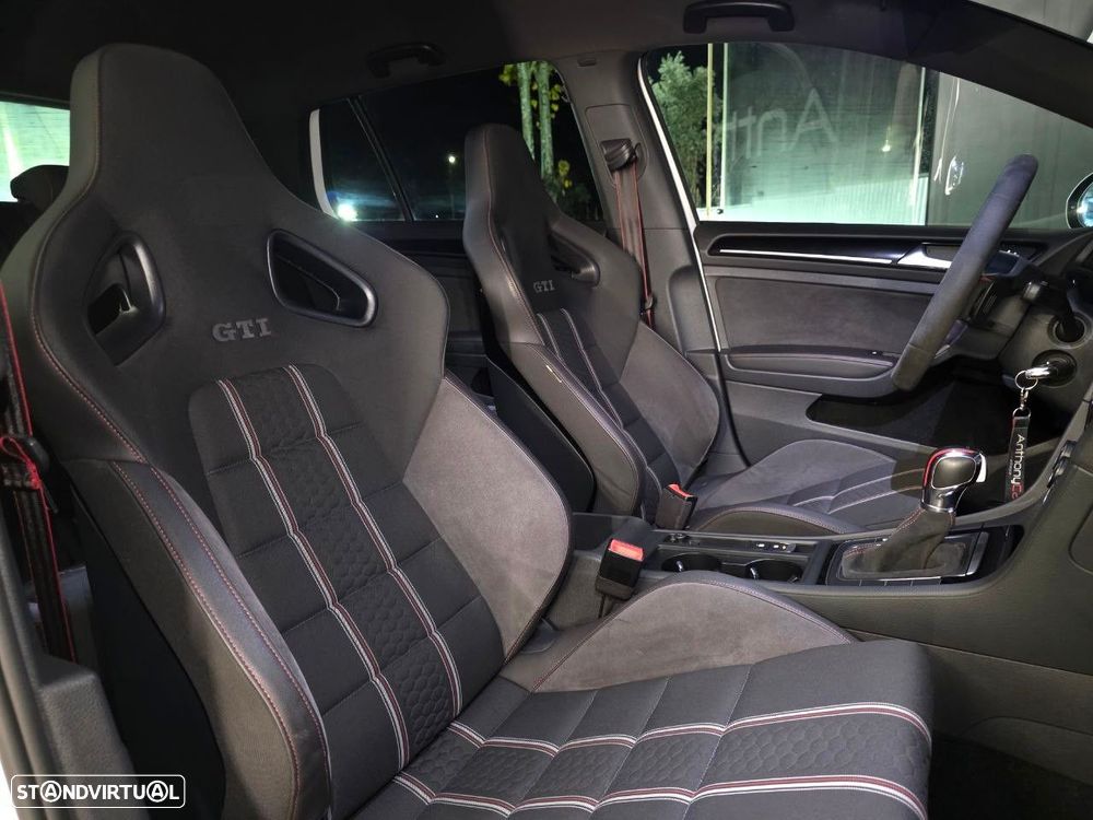 VW Golf GTI Clubsport DSG - 22