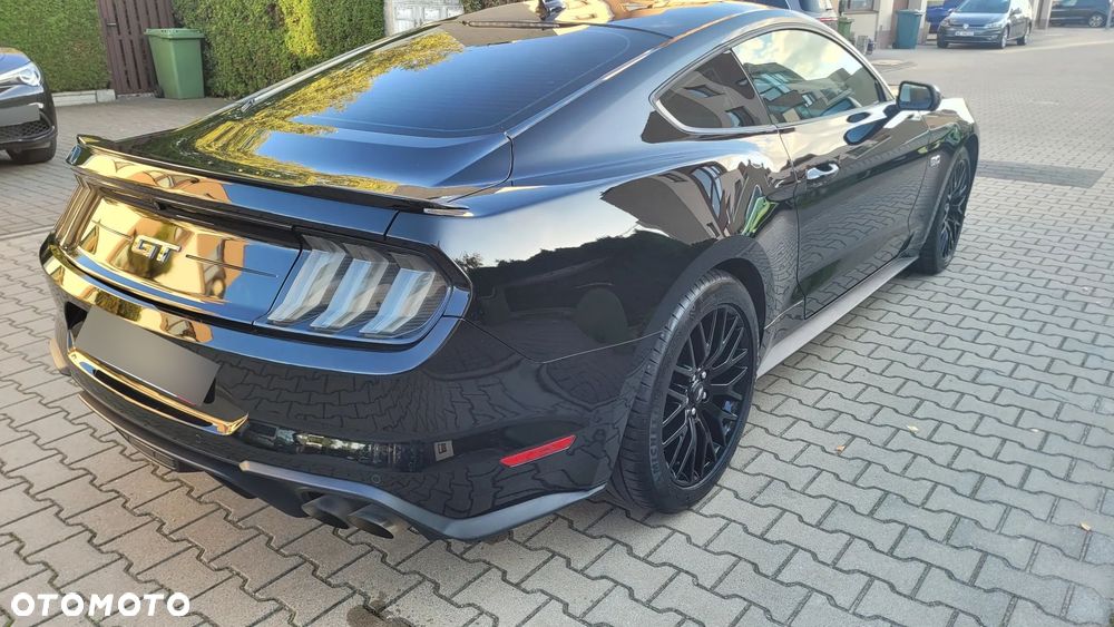 Ford Mustang - 6