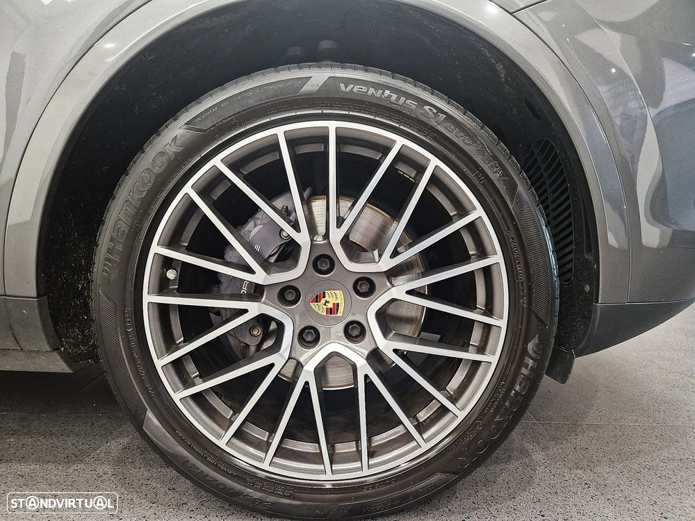 Porsche Cayenne E-Hybrid - 7