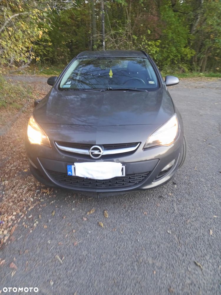 Opel Astra 2014 photo 2