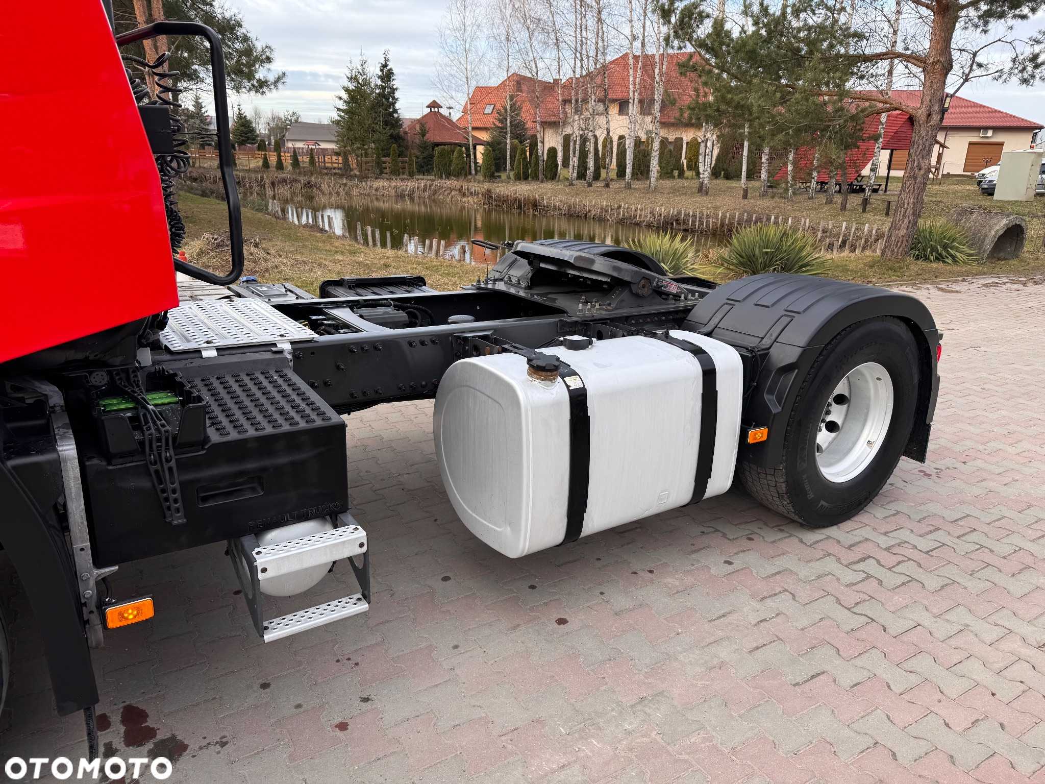 Renault T440  13 litrowy silnik !!! full ADR - 14