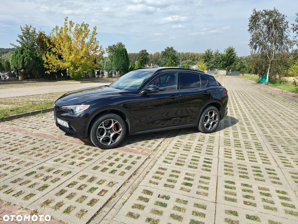 Alfa Romeo Stelvio 2.0 Turbo 16V AT8-Q4 Veloce - 1