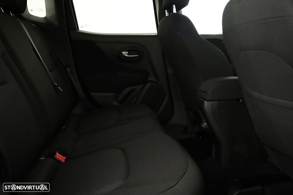 Jeep Renegade 1.0 T Limited - 20