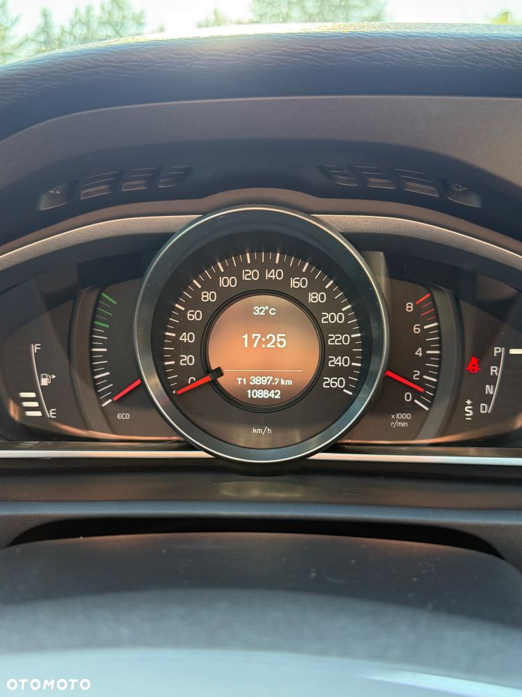 Volvo V40 - 13
