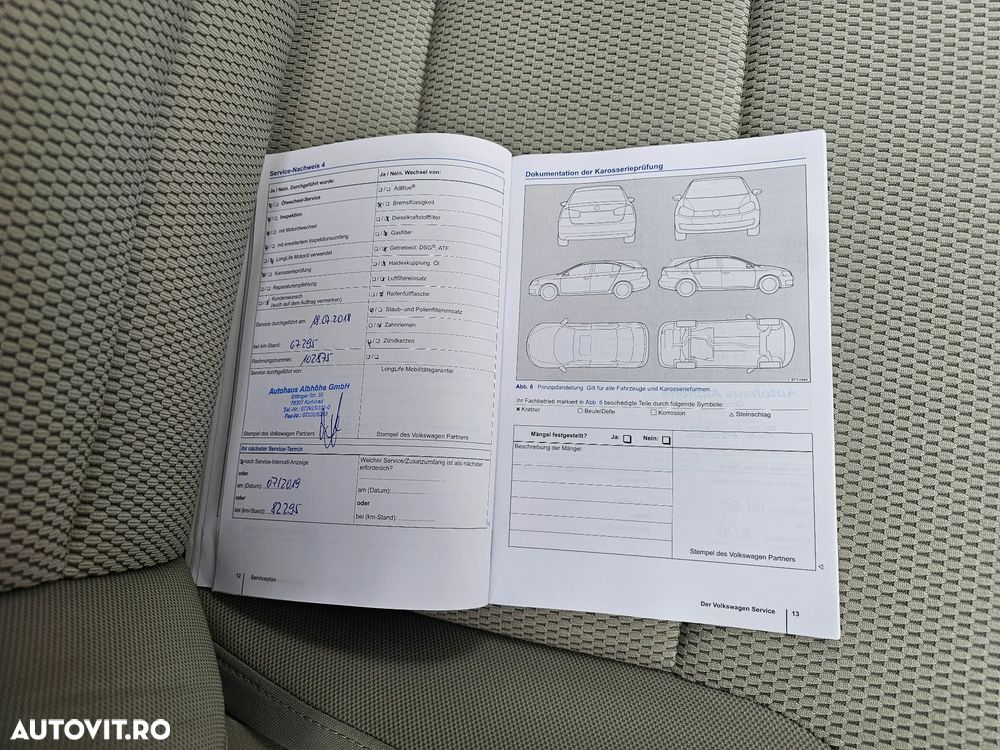 Volkswagen Golf - 28