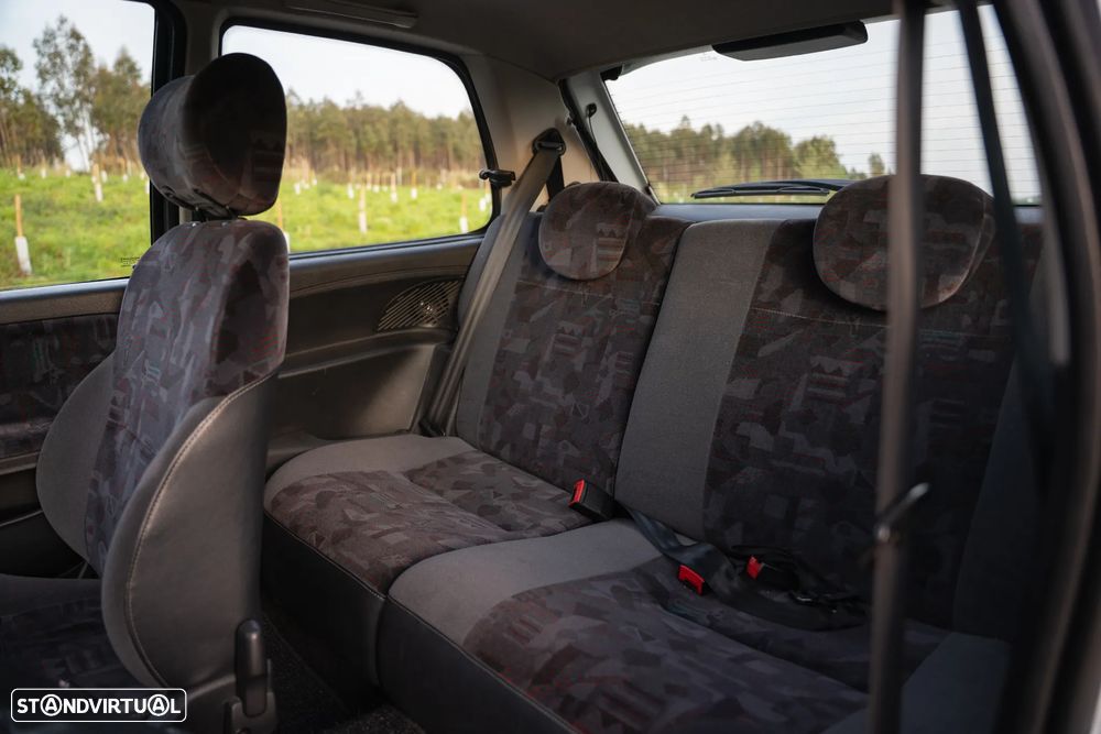 Citroën Saxo 1.6i 16V Cup - 11