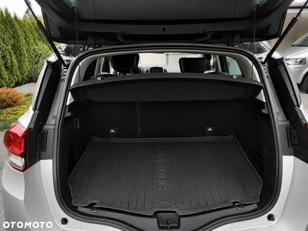 Renault Scenic ENERGY dCi 160 EDC BOSE EDITION - 15