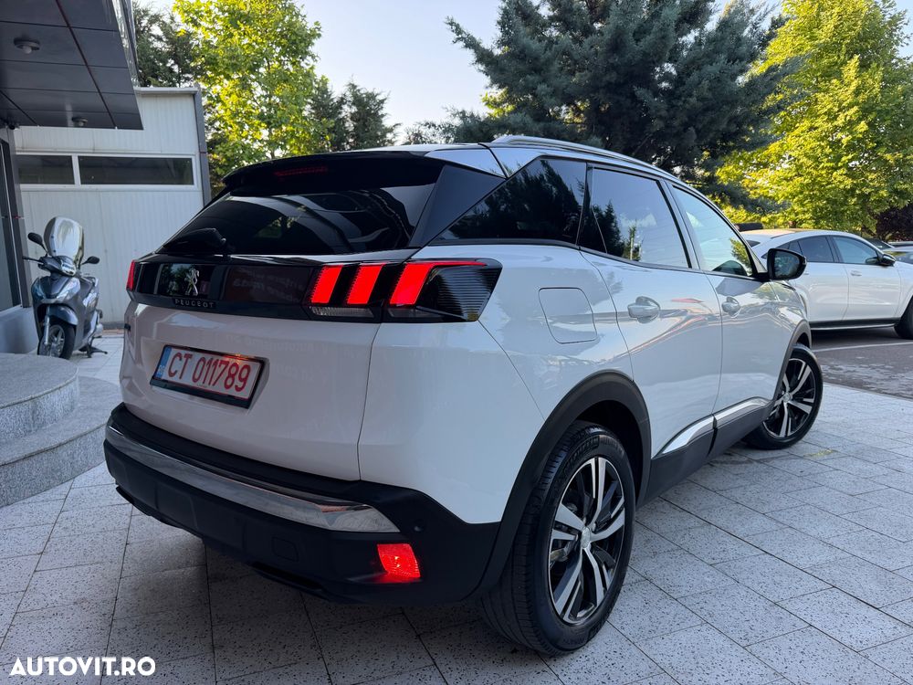 Peugeot 3008 1.2 PureTech 130 EAT8 GT - 3