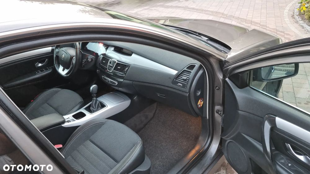 Renault Laguna 2.0 Privilege - 29