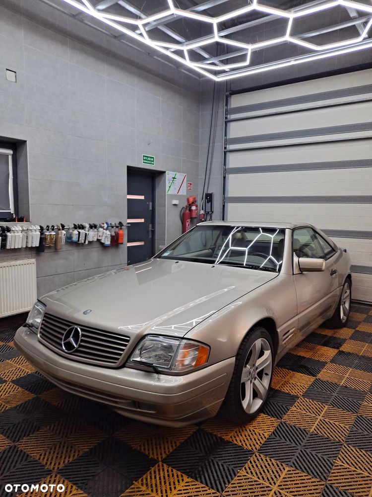 Mercedes-Benz SL - 38