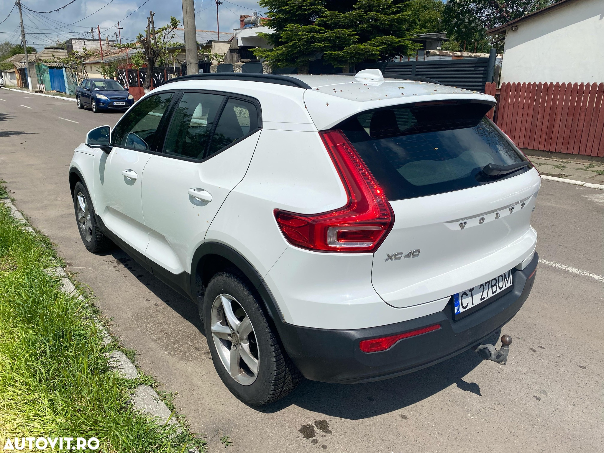Volvo XC 40 D3 AWD Geartronic Momentum - 8