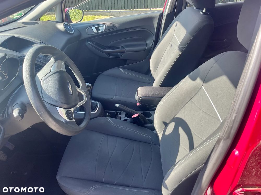 Ford Fiesta 1.0 Champions Edition - 9