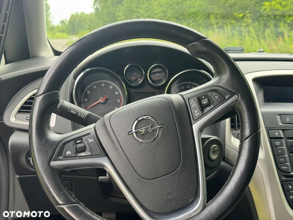 Opel Astra 1.4 T Cosmo - 18