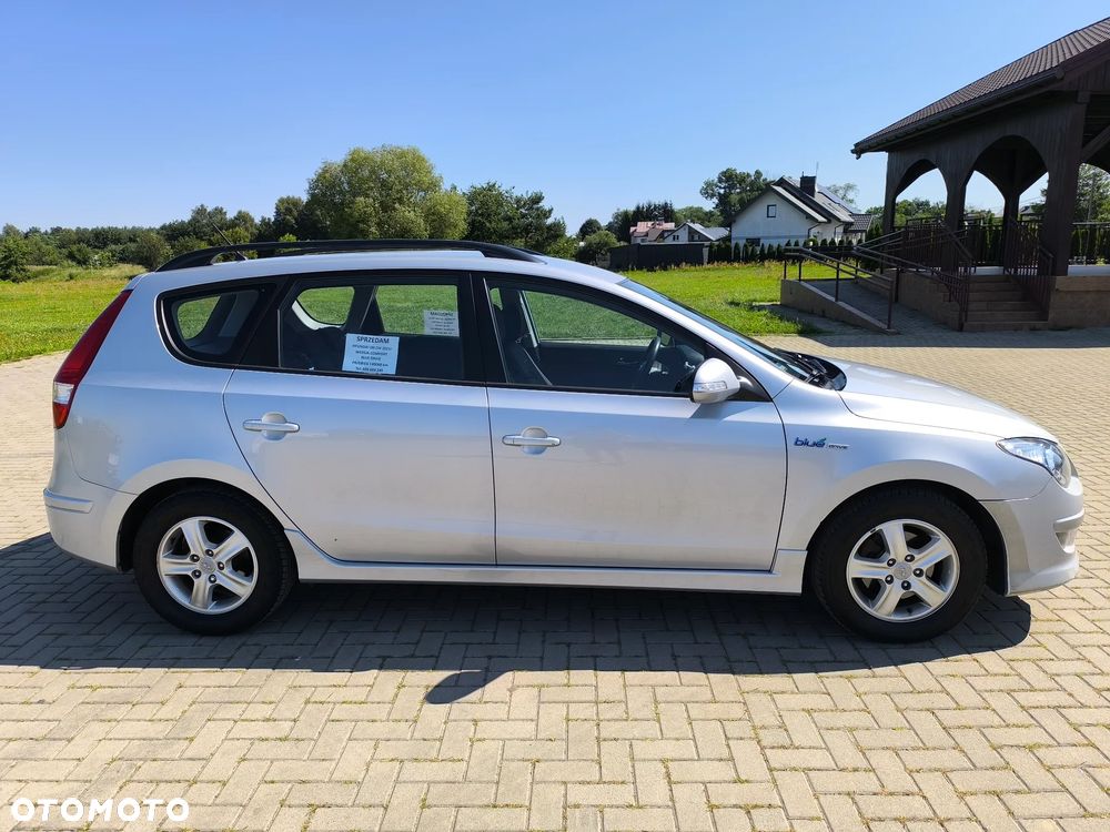 Hyundai i30 1.6 blue Comfort - 6