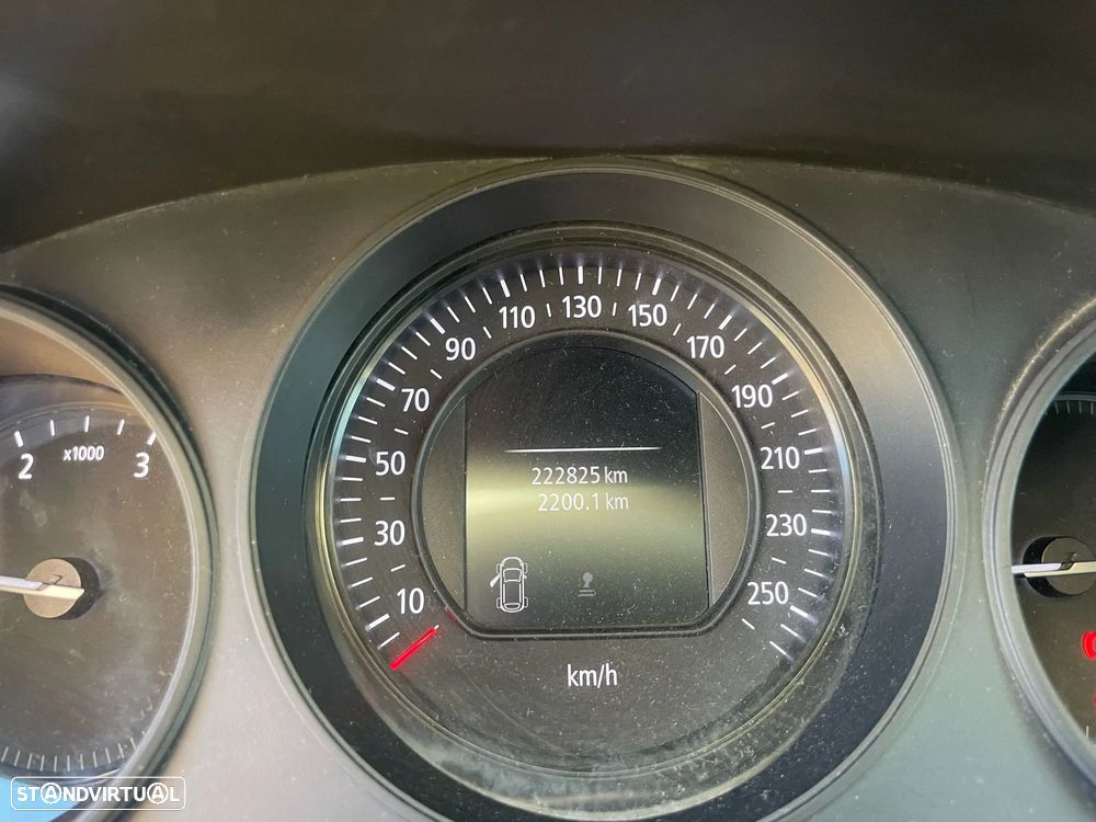 Renault Mégane 1.5 dCi Limited - 10