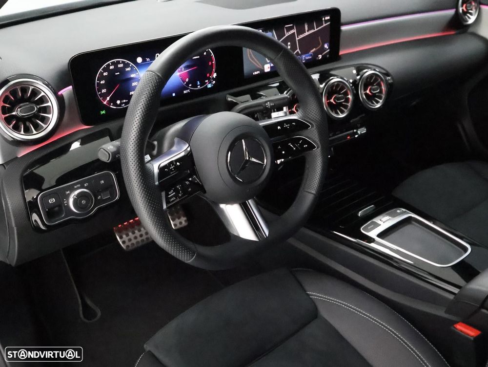 Mercedes-Benz A 180 d - 11