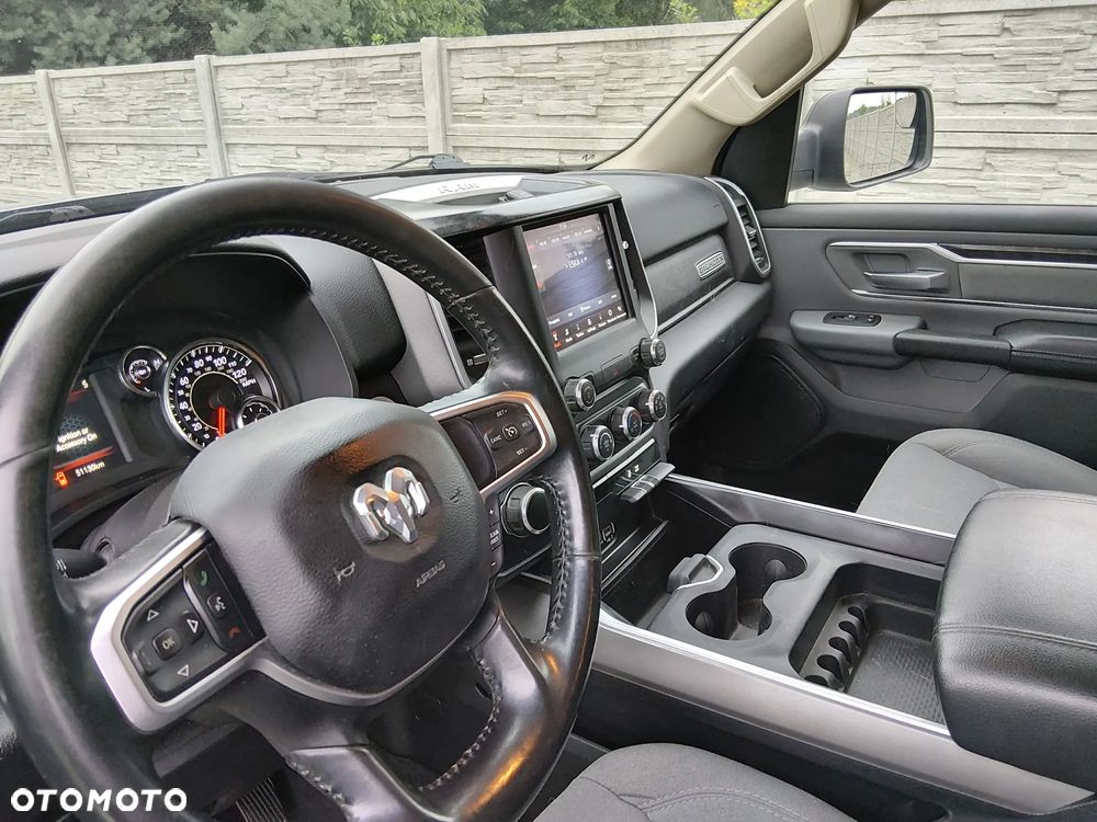 RAM 1500 5.7 Crew Cab Bighorn - 8