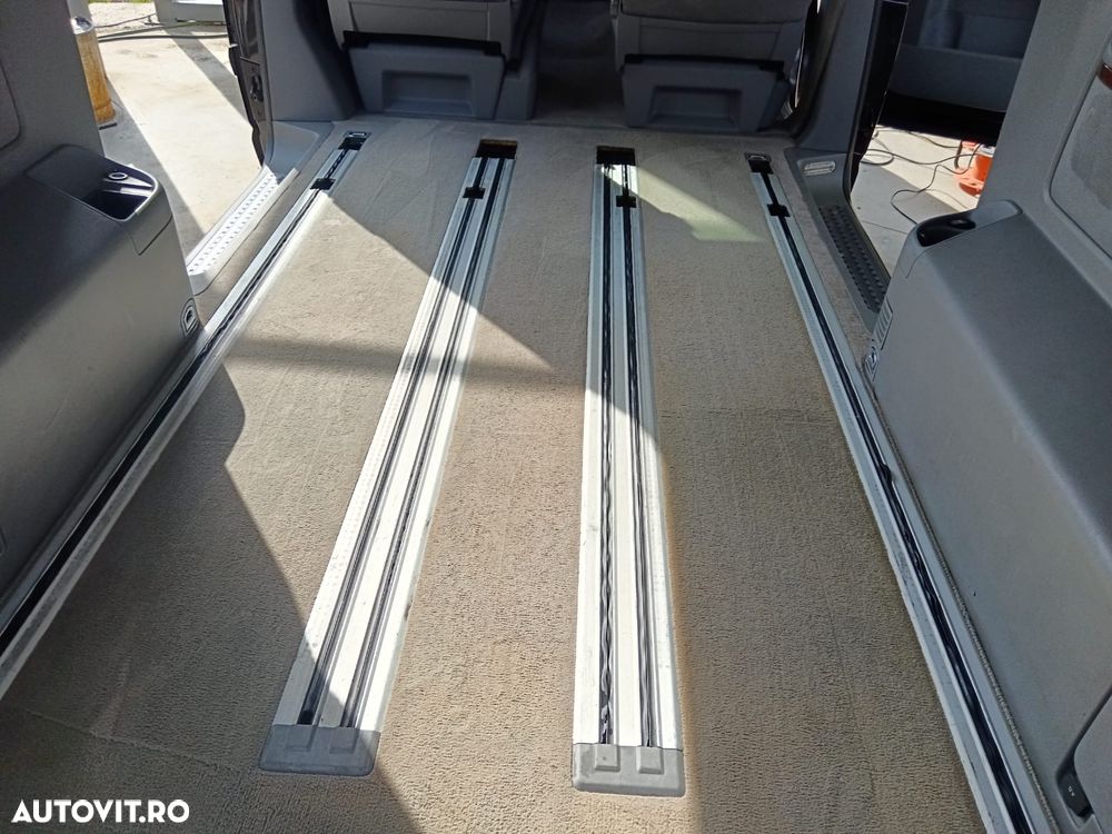 Volkswagen Transporter Multivan Highline - 18