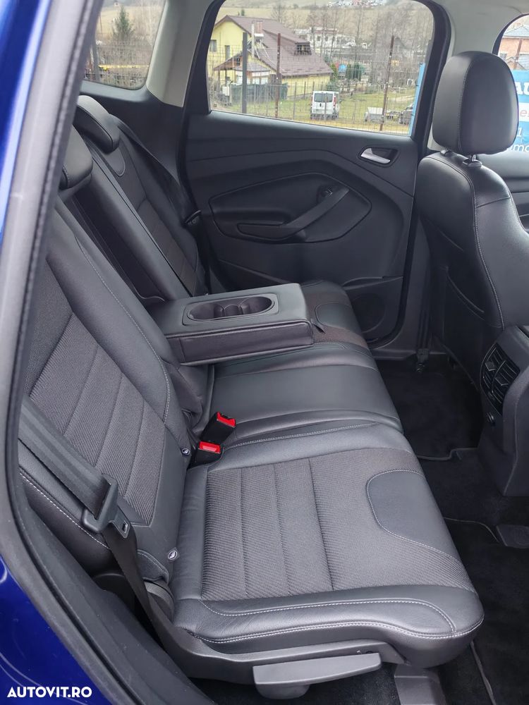 Ford Kuga 1.6 EcoBoost 2x4 Titanium - 29