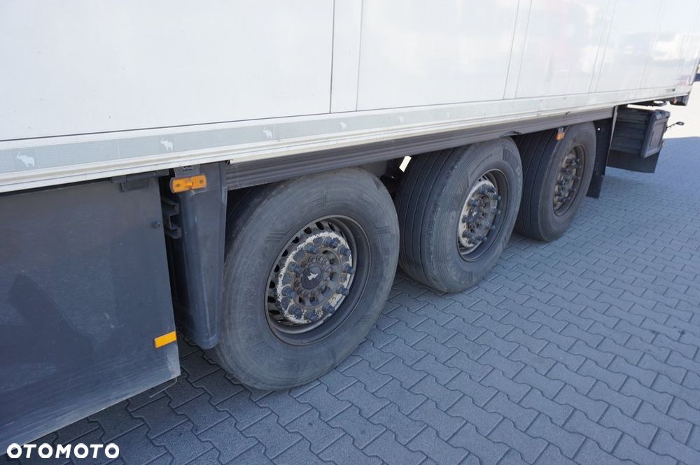 Schmitz Cargobull CHŁODNIA THERMO KING SLX 300 * 2015 * - 17