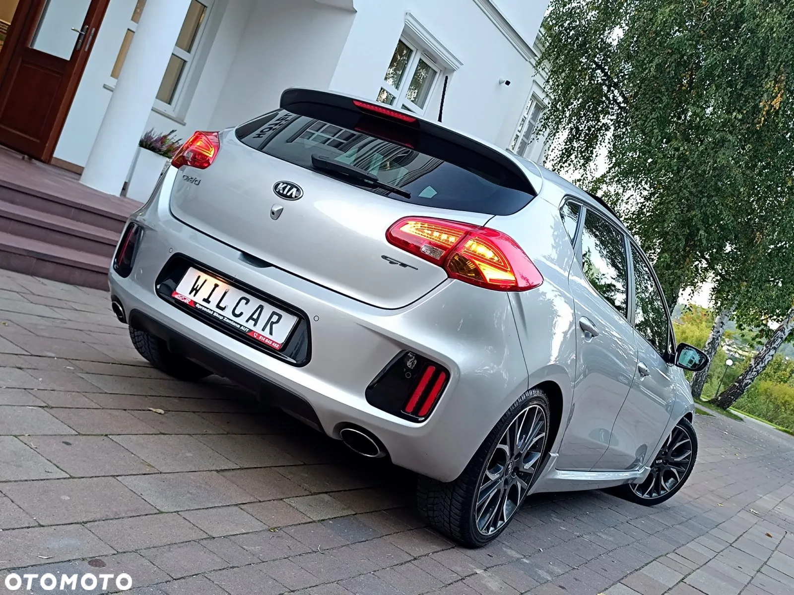 Kia Ceed Cee'd 1.6 T-GDI GT XL - 8