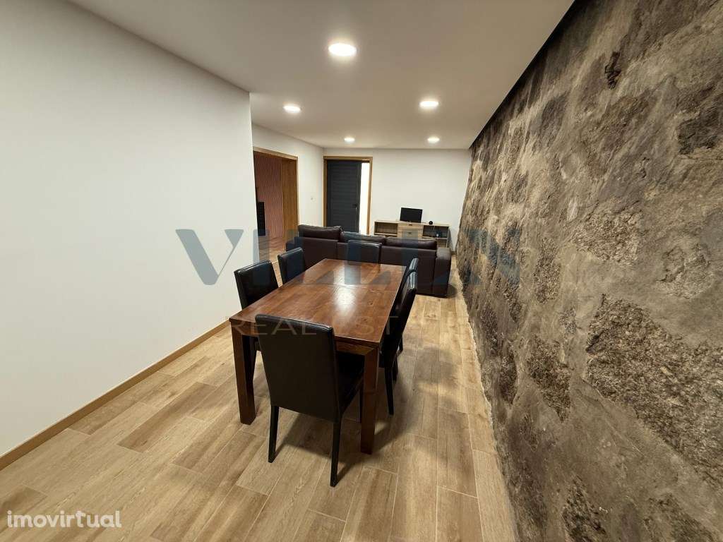 Moradia com 3.000m² de Terreno a 500m da A3 - Espaço, Conforto e Lo... - Grande imagem: 3/42