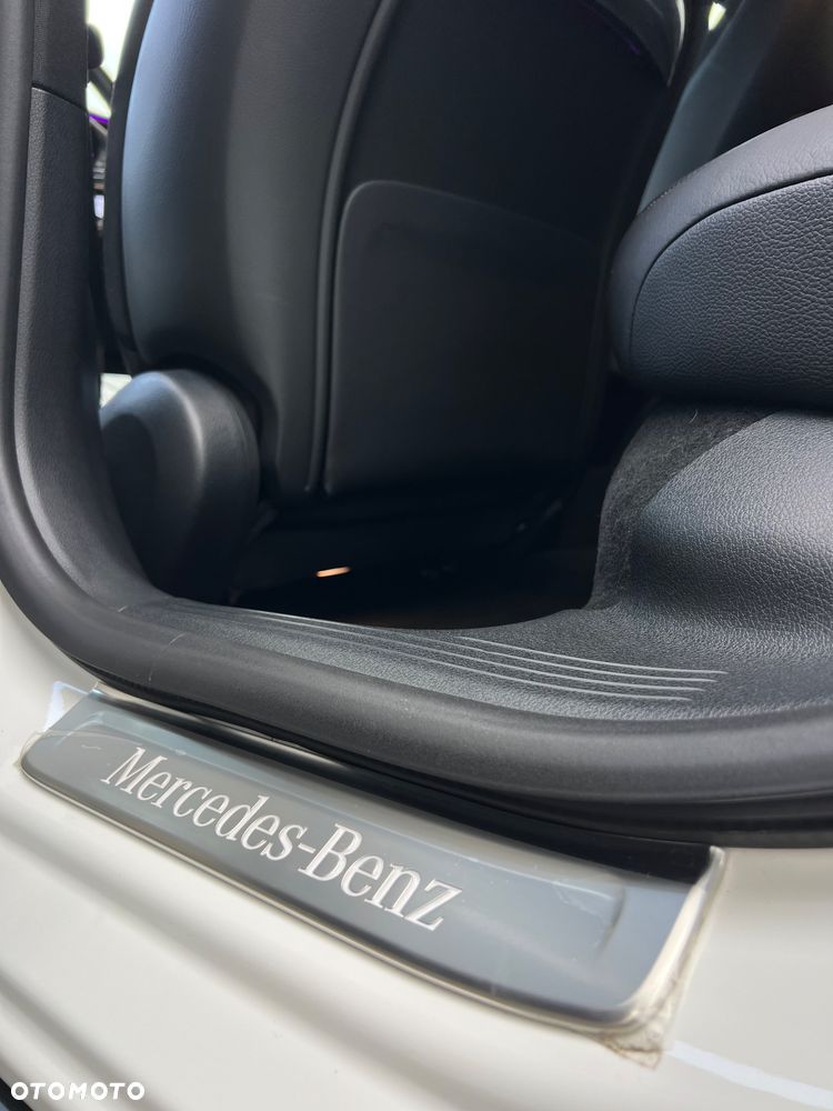 Mercedes-Benz EQS - 32