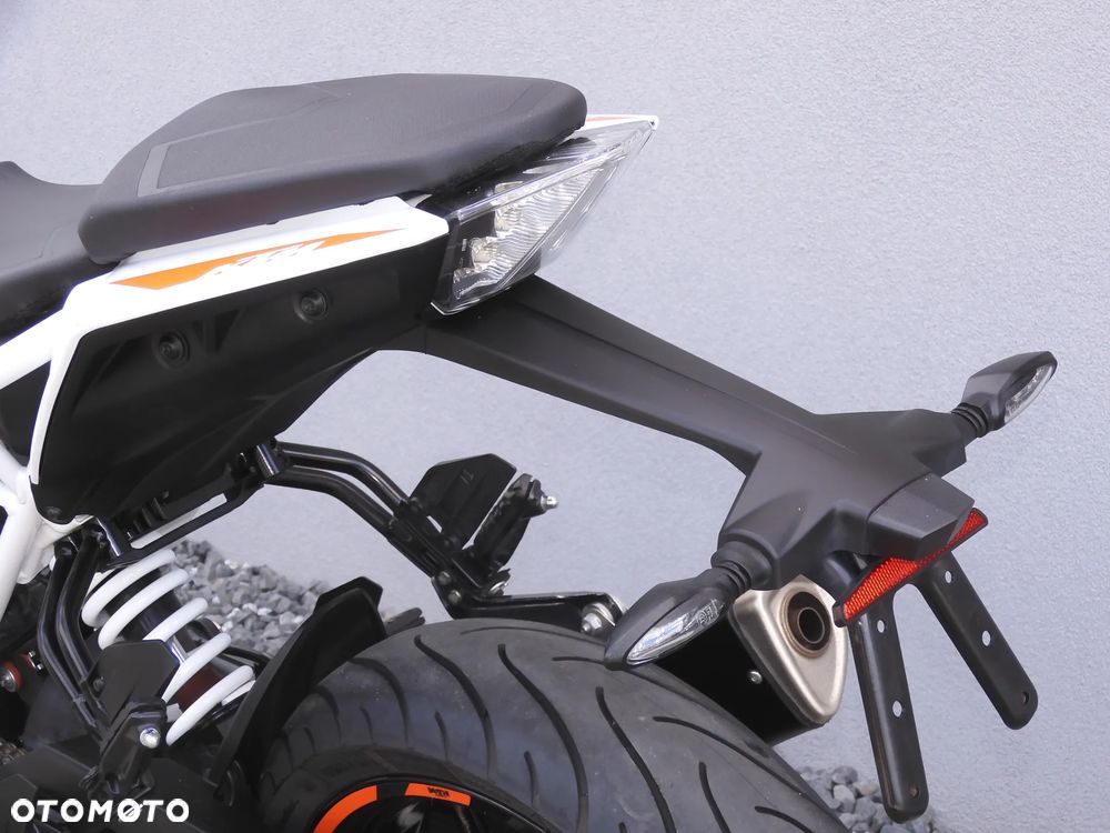 KTM Duke 390 - 35