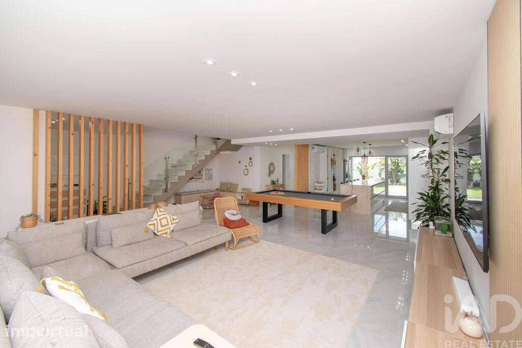 Casa / Villa T4 em Leiria, Pousos, Barreira e Cortes de 208,2 m2 - Grande imagem: 5/38