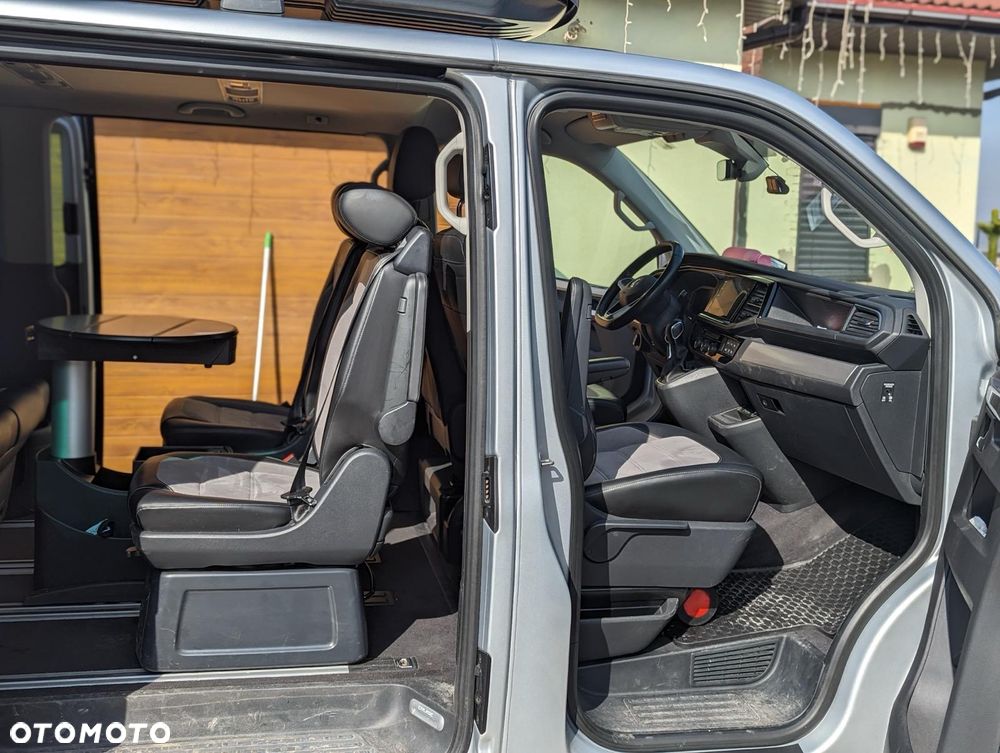 Volkswagen Multivan - 17