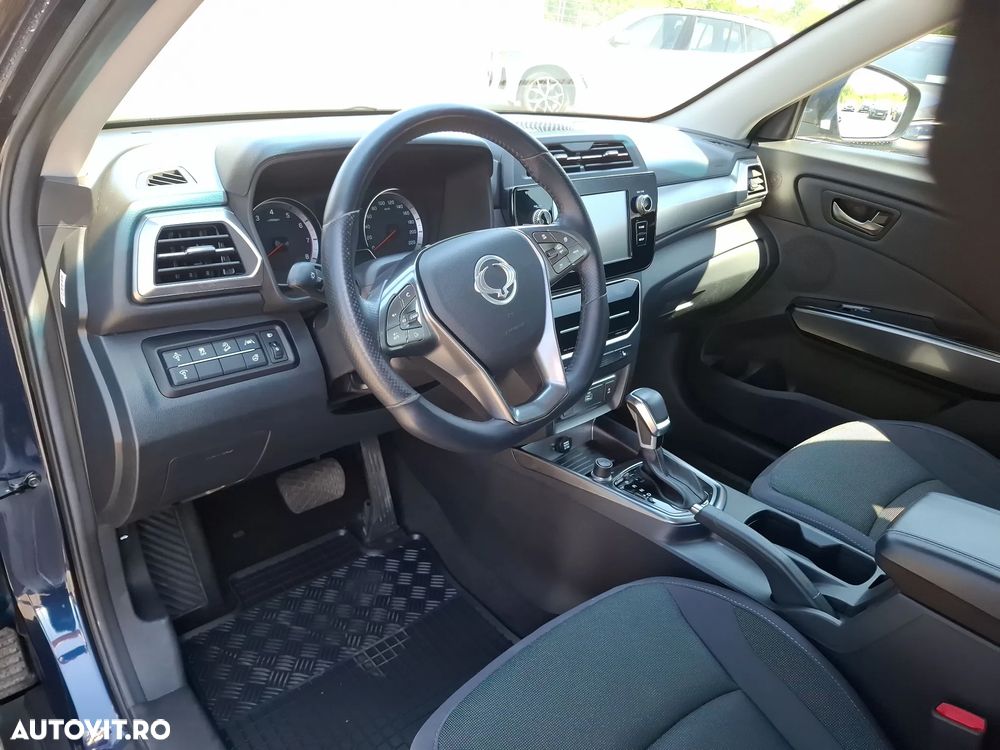 SsangYong Tivoli - 10