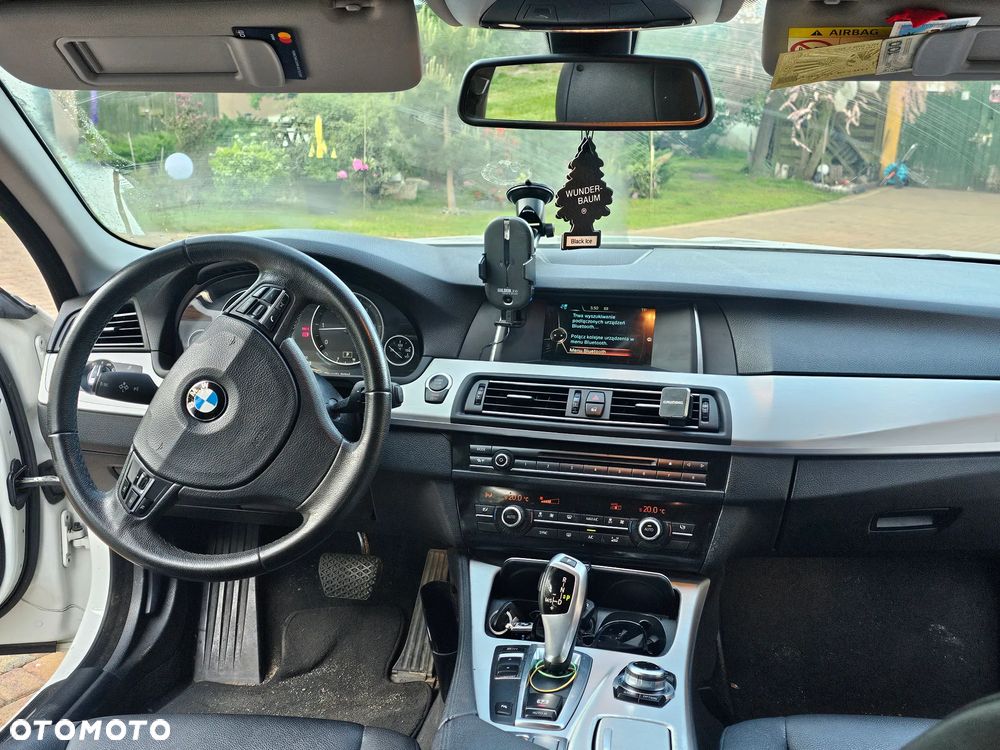 BMW Seria 5 520d Luxury Line - 16
