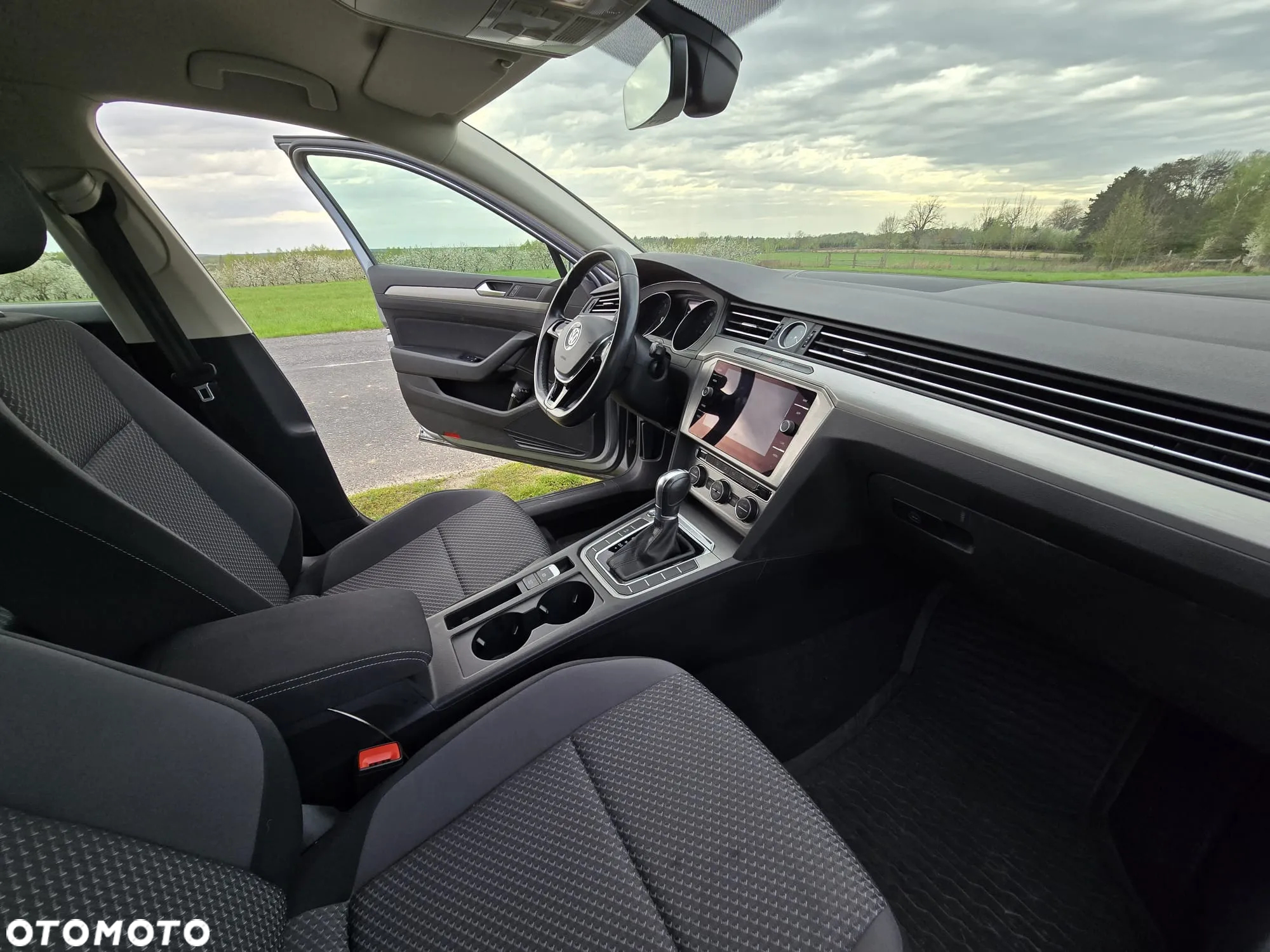 Volkswagen Passat 1.5 TSI EVO Trendline DSG - 4
