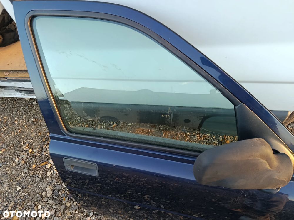 Drzwi przód prawe Land Rover Freelander