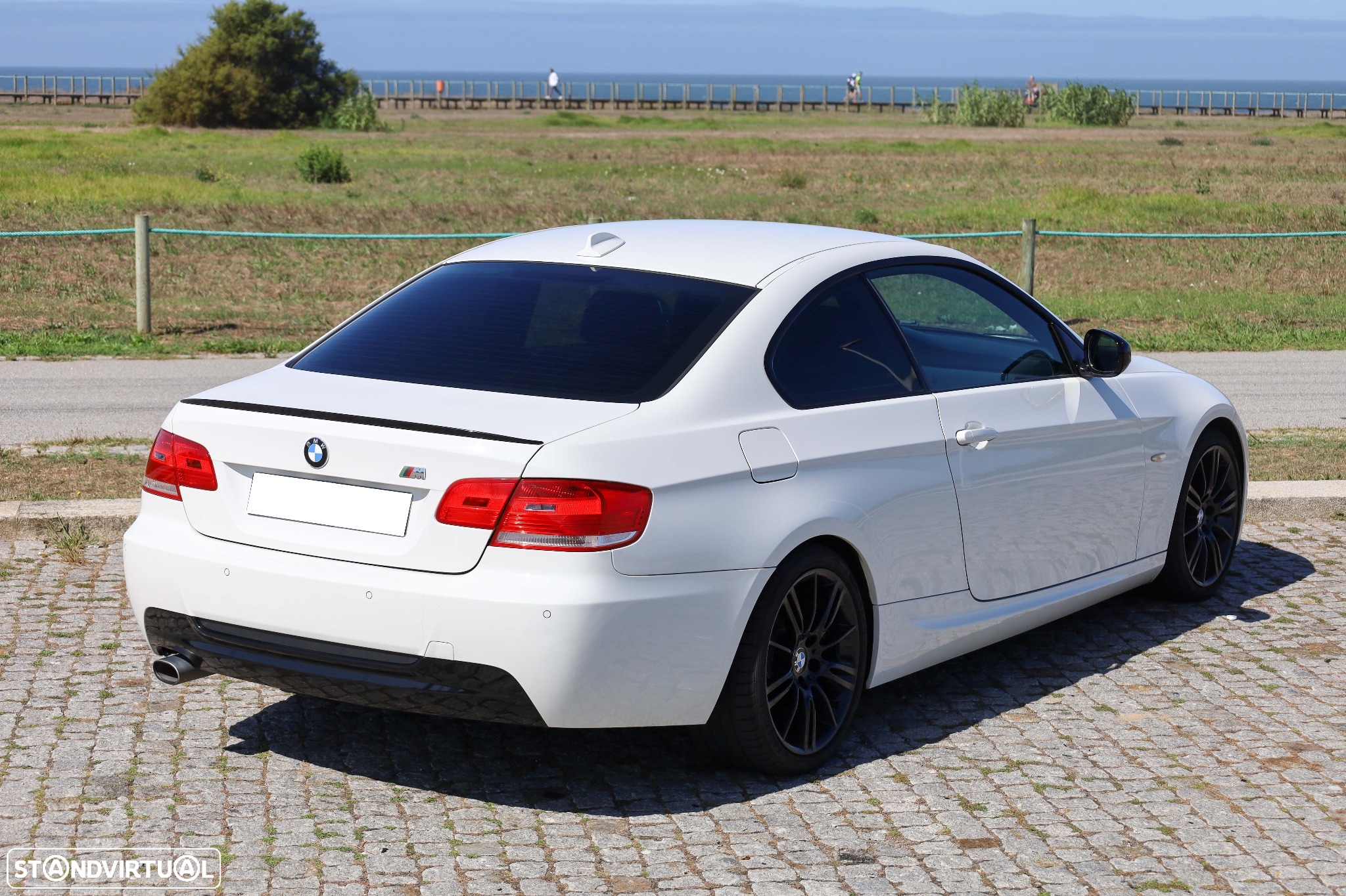 BMW 320 d Coupe - 11